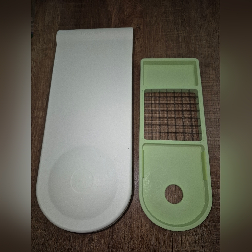 Progressive Food Chopper small + Lg dice blades Onion Veggies side measurements